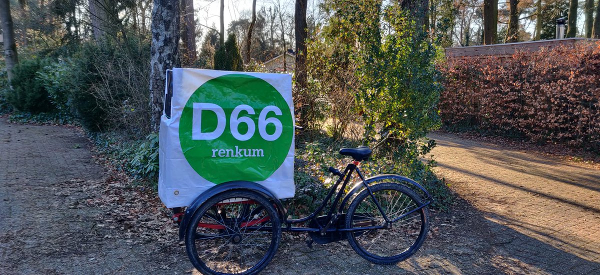 Cadeautje om met dit weer op pad te mogen gaan! 💚

Door de hele gemeente is er vandaag weer geflyerd.
Wij bussen niet bij  ja-nee, nee-ja en de nee-nee stickers. Vinden we niet netjes.
Flyer dus gemist? Kijk op onze website!
d66.nl/renkum/