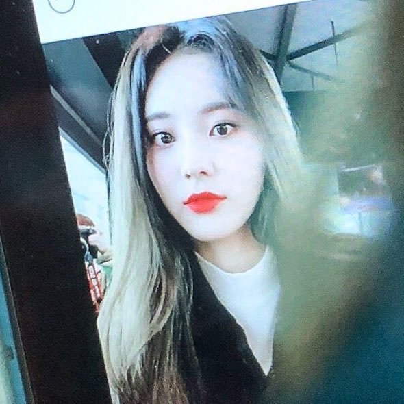 hourly jinsoul (@hourjinsoul) on Twitter photo 