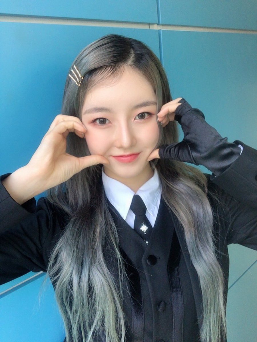 JuhyeonFR's tweet photo. ↳『 Twitter 』『 14.11.21 』

[📸 #JUHYEON]

Je t'aime encore aujourd'hui, SUMIT 😘💓

#LIGHTSUM #라잇썸 
#주현 #JUHYEON 
#LightAWish #라잇어위시 #VIVACE

@CUBE_LIGHTSUM https://t.co/XDHxVDSbPw