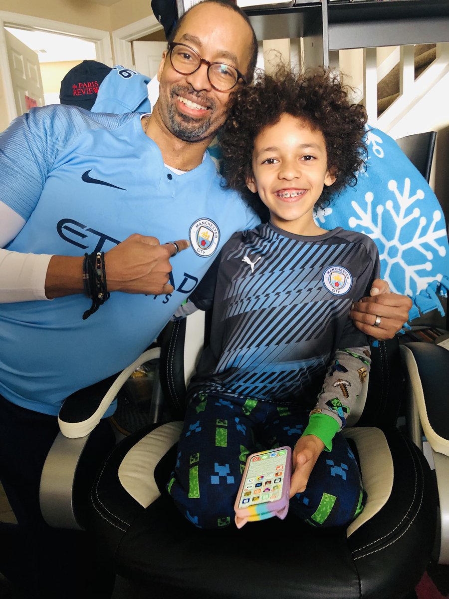 2010doc's tweet photo. Watching the Manchester Derby 
#MYPLMORNING https://t.co/fFuhFbKoGB
