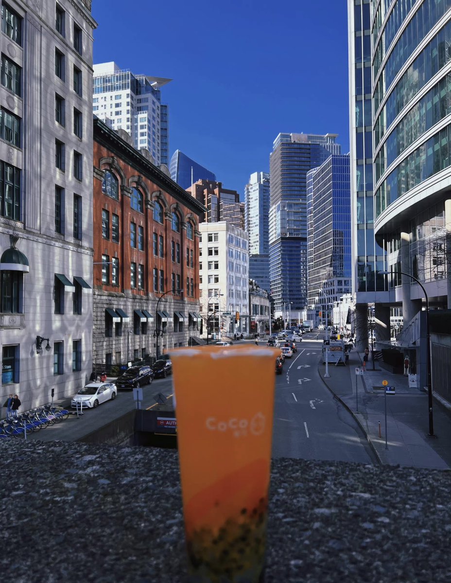 meiry_anne10's tweet photo. The downstairs of the company is Vancouver, and the scenery is everywhere. https://t.co/Xv64P4iSRP