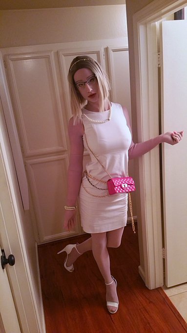 Work it Gurl! pop that foot 👠📷🌟 https://t.co/tLdE4CGg07<a href="/tag/fetish"class="tags"><span>#fetish</span></a><a href="/tag/roleplay"class="tags"><span>#roleplay</span></a><a href="/tag/mtf"class="tags"><span>#mtf</span></a><a href="/tag/femalemask"class="tags"><span>#femalemask</span></a><a href="/tag/siliconeb"class="tags"><span>#siliconeb</span></a>