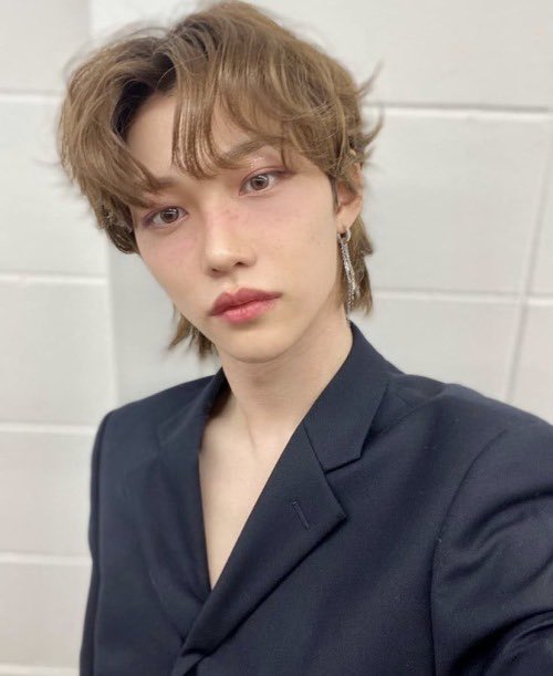 pumpkin_s0ul's tweet photo. Is it just me or does pretty boy from arcane look like felix?   #straykids #felix #arcane #ODDINARY https://t.co/q1ojjmiYay