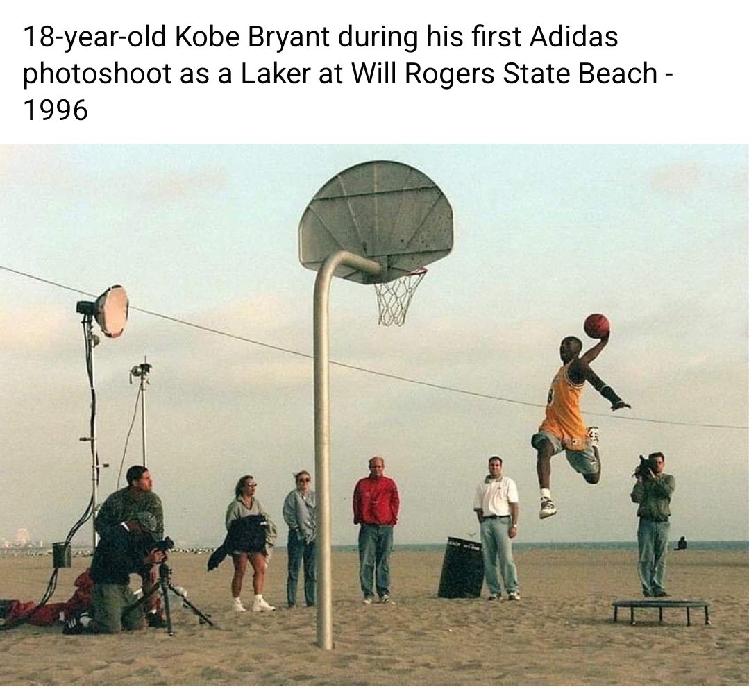 DionApollo's tweet photo. I had this poster, broken arm and everything #YoungMamba 🐍 https://t.co/xFGNybX1tc
