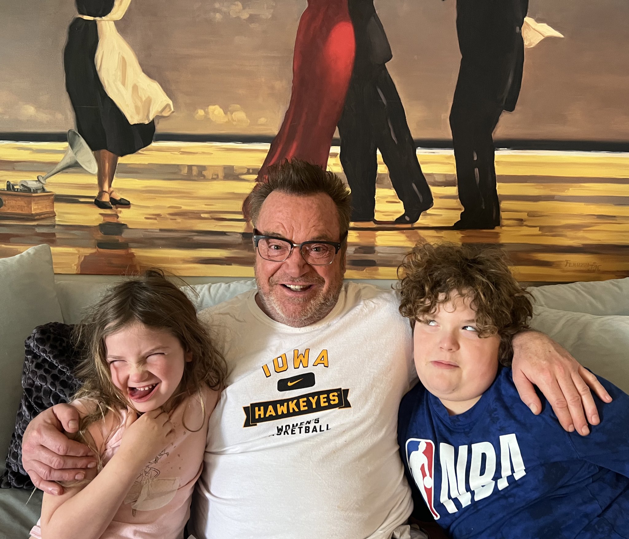 Tom Arnold on Twitter: "Celebrating my 63rd Birthday with the loves of my  life. https://t.co/eaHl9G9eBr" / Twitter