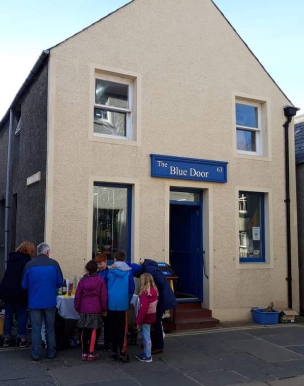 Overwhelming generosity from the #orkney community at The Blue Door fundraising for #StandWithUkraine 
First day nearly £10,000 #amazing #communitysupport 
Thank you to everyone💛💙🇺🇦
<a href="/debbiecrohn/">Debs Crohn 💜🌈</a>
<a href="/RonaAHPed/">Rona Harcus</a>