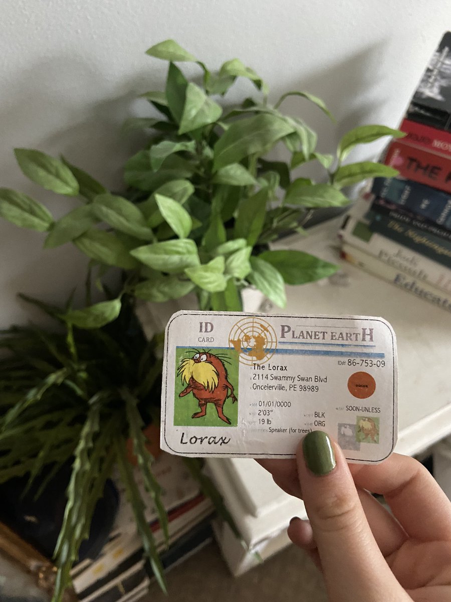 Due to ingredients like fertilizer and peat moss in my plants soil, they are healthy and continue to grow! They are staying nutritious <a href="/franklinlorax/">APES Project Lorax</a> #apesland