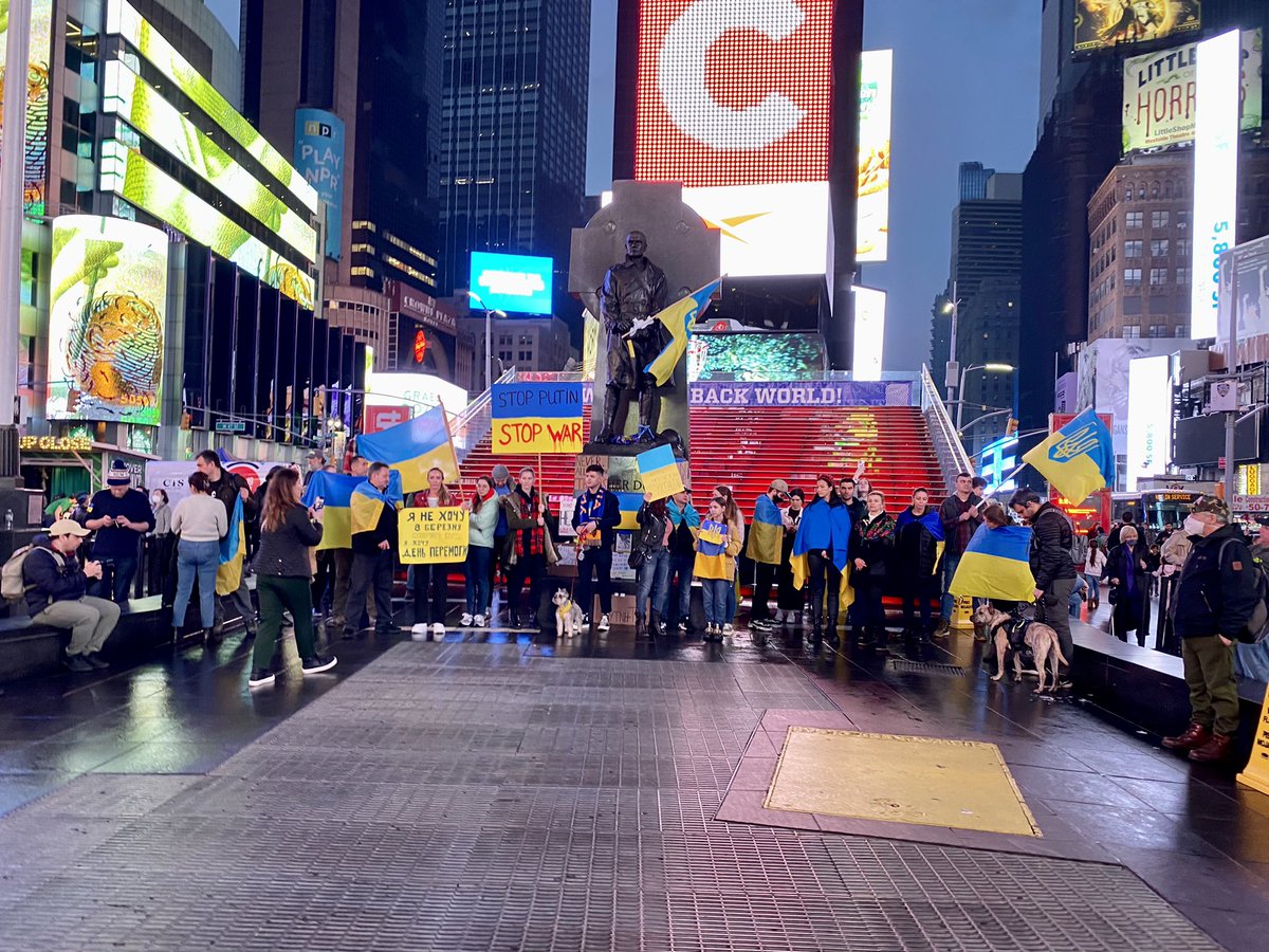 #StopWarInUkraine - loved this in Times Square