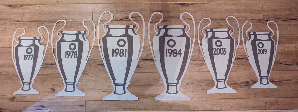 KopCraftsman's tweet photo. Hey, @ManCity 👋
How's YOUR collection going? We Scousers have been singing the same #SweetSilverSong for 45 years - #OnTopSince1977 
⭐⭐⭐⭐⭐⭐
Another #HandmadeBanner ready to assemble tomorrow evening after completing the cutting work. ✂️
🌐https://t.co/RzxJHJhpkx https://t.co/u1G7kVf4Fn