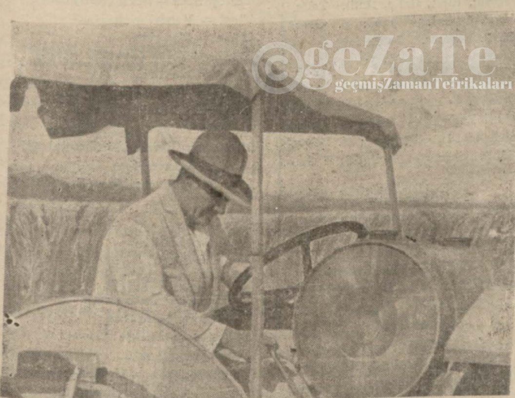 gecmiszaman_GzT's tweet photo. Bir şeyde de Atatürk'e borçlu olmasak mesela,
Bir yatırımı da yanlış çıksa,
Gösterdiği bir yol hatalı olsa,
Ama olmadı, olmayacak da...
Montrö'den, Lozan'dan tutun da Orman Çiftliği'ne, kurduğu fabrikalara kadar 100 yıl önceki ışığı halen aydınlatmaya devam ediyor günümüzü... https://t.co/mfsh4uJDp0