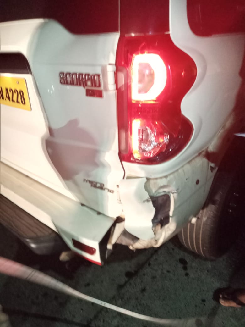 thegoanonline's tweet photo. #Correction 
Two-wheeler and car accident on the highway flyover at Monte Guirim,  #Pramesh Madgaonkar (Paliem Uccasaim) died, while pillion rider of the two-wheeler Siddhesh Kalangutkar (Calangute) was injured.

#Accident 
@DGP_Goa

 #Guirim https://t.co/y0X1iFPMcR