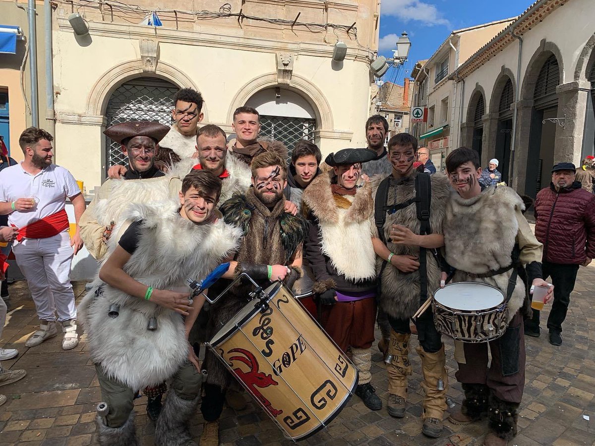 FadasDuTamarou's tweet photo. C’était ce samedi 5 mars lors du carnaval de @ViasMed 💃🎉

Ce fut un grand plaisir de jouer à côté du Poulain de Vias ainsi que de défiler dans les rues et ruelles du village… 🐴

Un grand MERCI ! 

#agenda : Prochaine sortie prévue le 19 mars à la Salvetat-sur-Agoût !! 🚙🎶 https://t.co/PeCnSKUg26