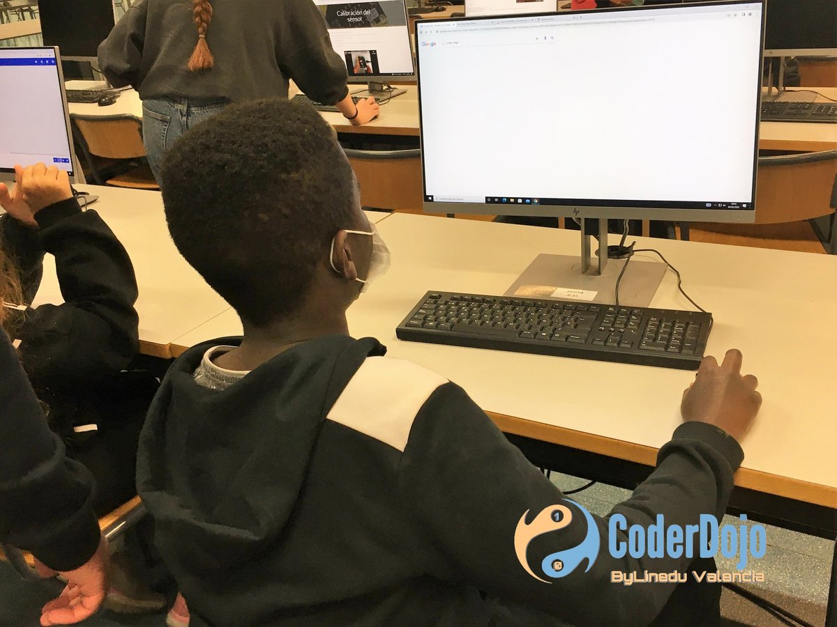 bylinedu's tweet image. @CoderDojoVLC es inlcusivo, muchos ninjas nos acompañan de: @elarcanazaret @ValenciaCaritas, Economato de la Fuente de San Luis o el IES El Clot.

Un proyecto de @etsid @bylinedu @CEFIREambitCTEM con  @fecyt_ciencia 

#AlianzaSTEAM #NinasEnPieDeCiencia #CoderDojoGIrls