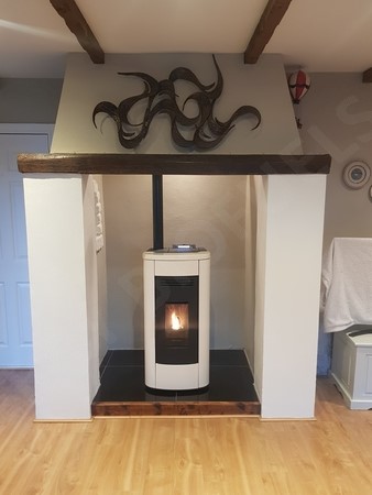 KerryBiofuels's tweet photo. Installation of an Extraflame Klaudia Plus room heating wood pellet stove in Camp, Co #Kerry.
~ replaced a solid fuel stove
~ wifi connected
#woodpellets
#woodpelletstove
#lanordicaextraflame
#extraflame https://t.co/pSv2TNZsX0
