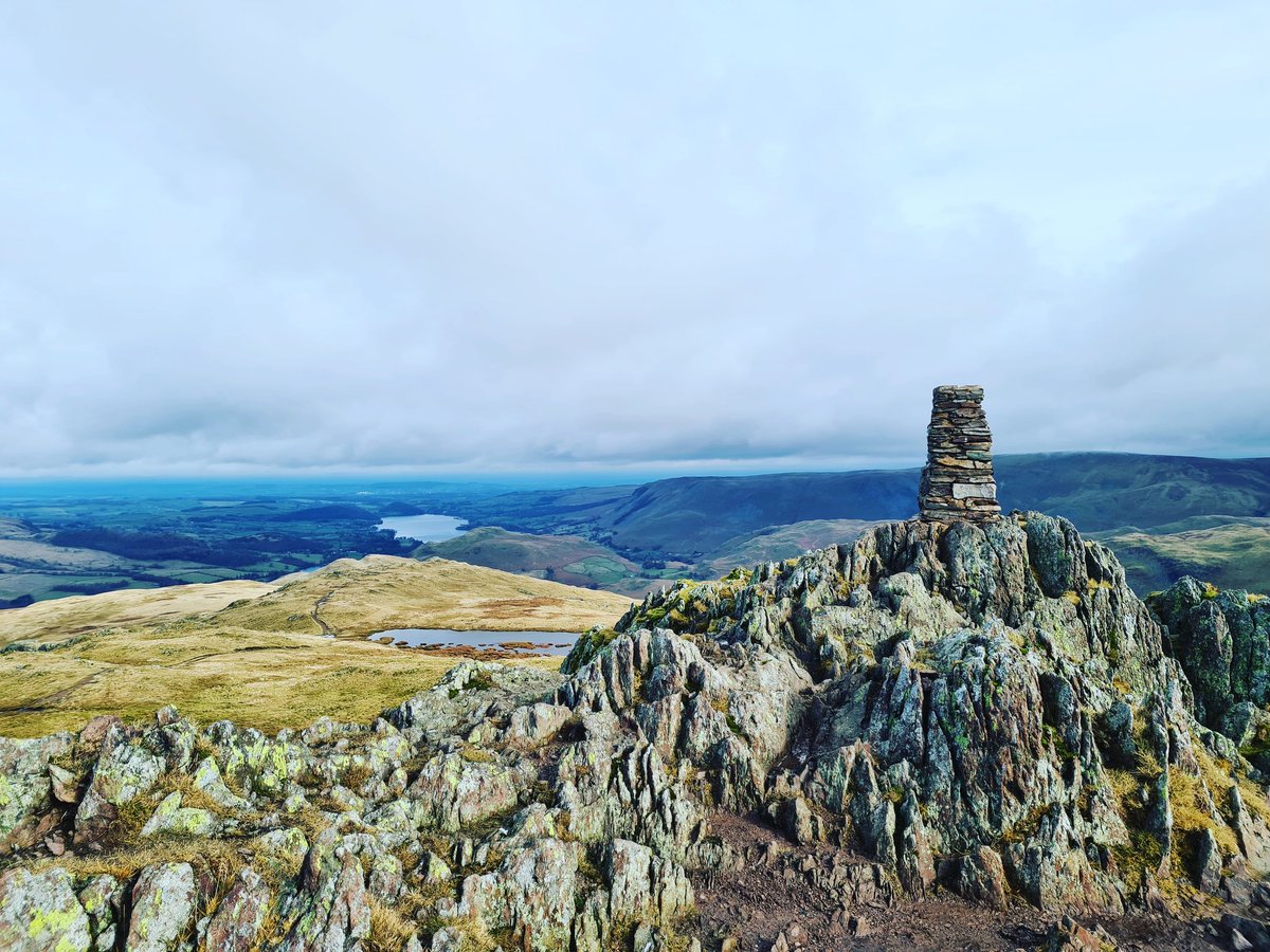 lear777's tweet photo. Enjoyed a well-deserved pub lunch after a few days of totting up #nhs1000miles 191 ytd
#bedafell #placefell #lakedistrict #wainwrights 37/214 #penyghent #hullpot #Yorkshiredales #thebuckinn https://t.co/fKpXLFVm5S