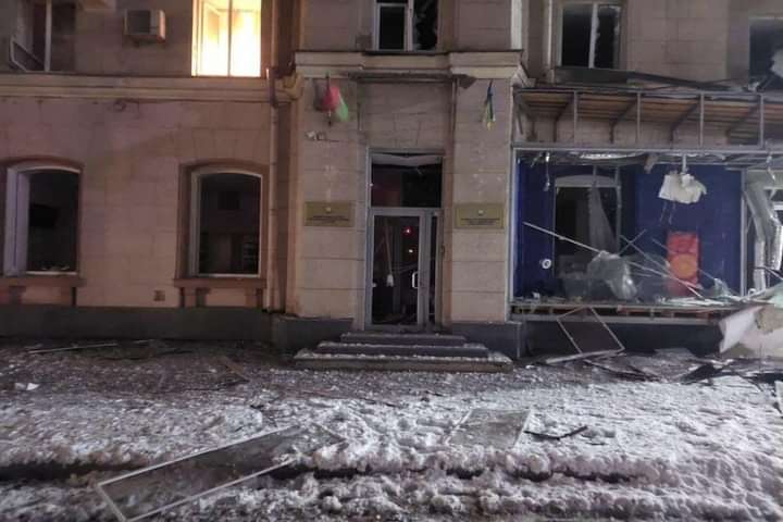 Council office of #Azerbaijan in #Kharkiv today #Ukraine #StopPutinNOW #StopRussia #StopRussianAggression