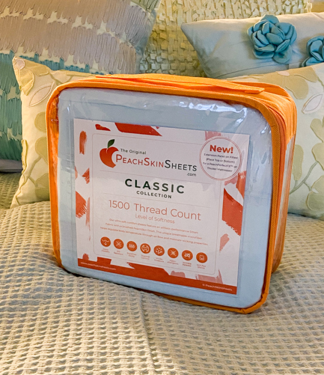 DeliciouslySavv's tweet photo. 💐Upgrade Your Bedding To Include @PeachSkinSheets🍑 & Begin Enjoying Your BEST. NIGHTS. SLEEP. EVER💤! PLUS Check Out March's Colors Of The Month at $75 per set! Choose from Almond Ivory, The Real Teal & Georgia Peach! #SpringGiftGuide2022🌻
Learn More👉https://t.co/4v55zsuwmw https://t.co/WTnqO8Pmil
