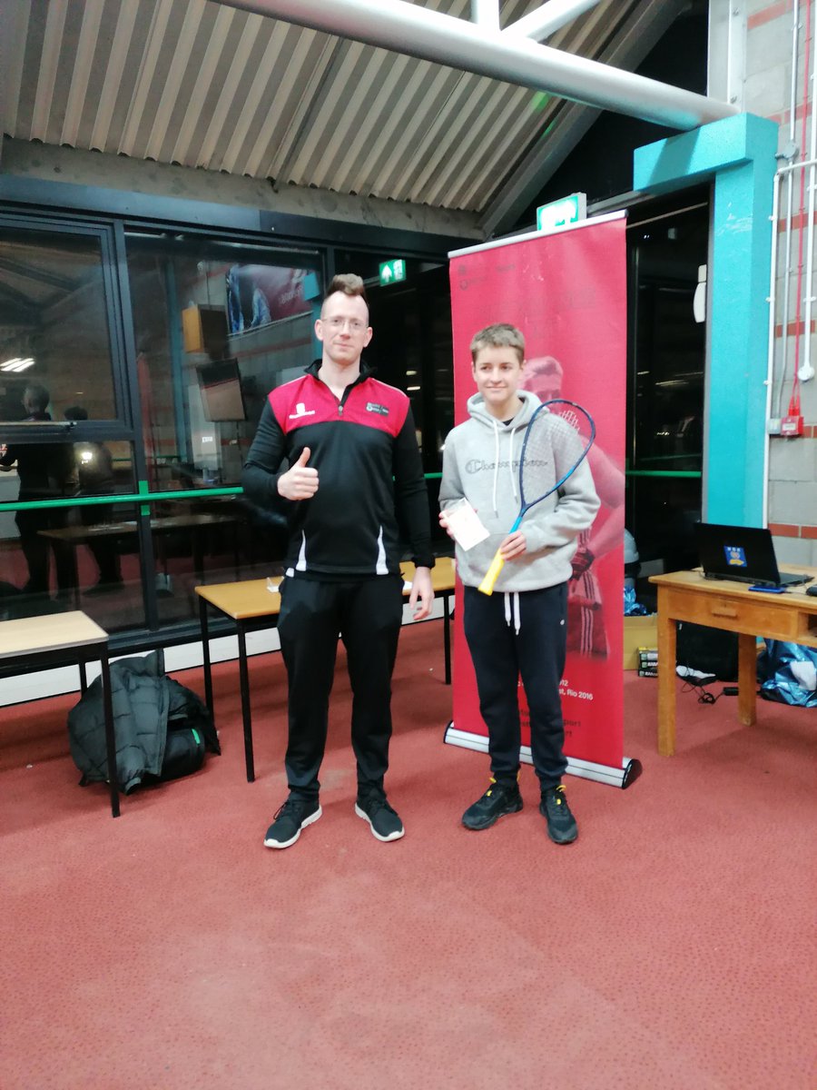 Gaileys1609's tweet photo. A very successful day for #TeamStephens and many @sqwales juniors at the Bristol University Bronze event with with Olivia winning the GU19 title and Louis the BU15. Great squash displayed, showing determination and resilience throughout. Well done both, proud as always 🎉💪🏴󠁧󠁢󠁷󠁬󠁳󠁿 https://t.co/6w2k1X7GDe