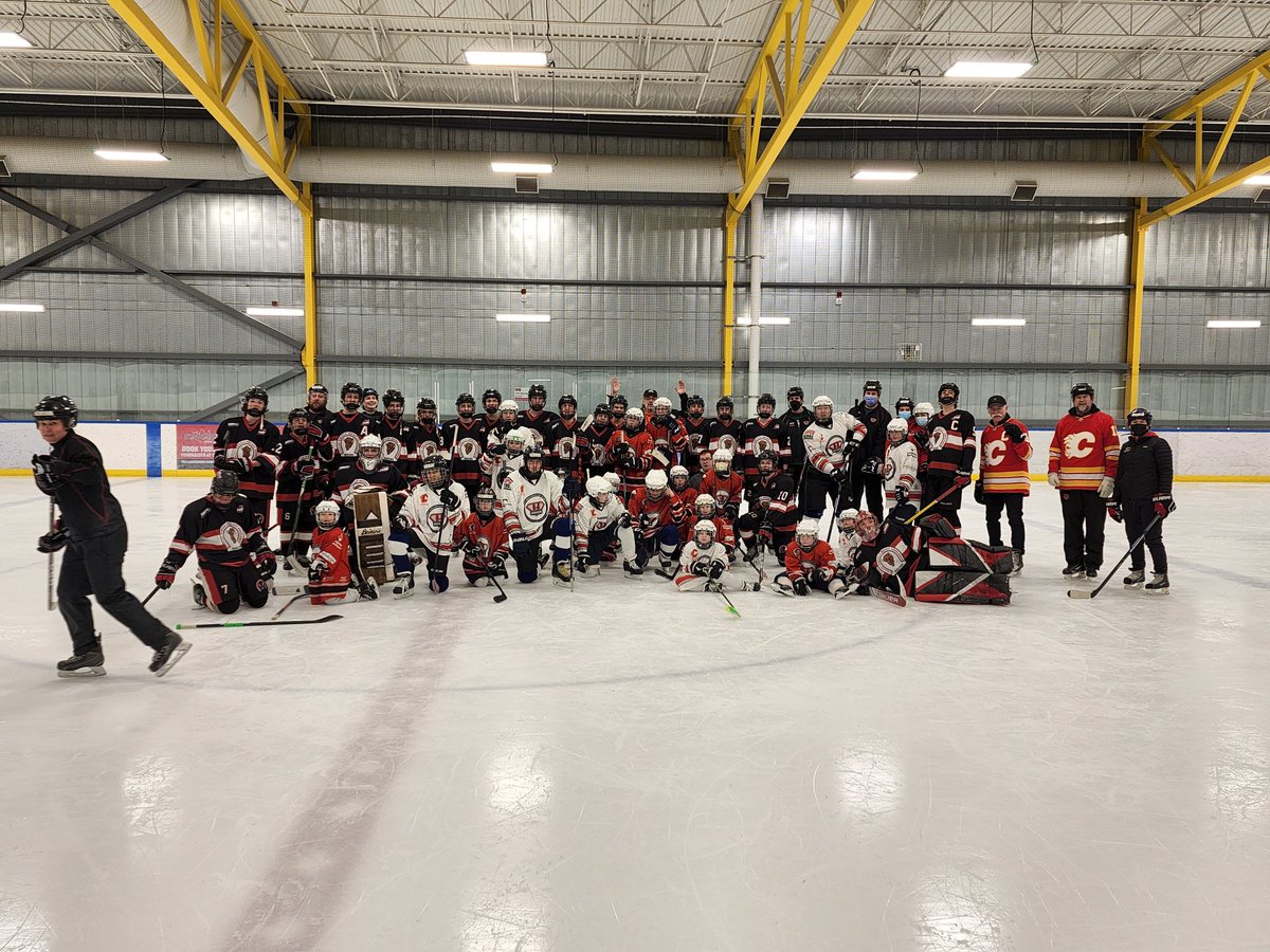 heroshockey's tweet photo. Another big day in #SuperHEROS land today.  Our newest team in Calgary played their first game against our old friends @CBHA_Bisons. Our kids played hard, but we did have a secret weapon on the bench..... Chris Sutter led the kids to a big win today #BiggerThanHockey https://t.co/rZVOxvihbx