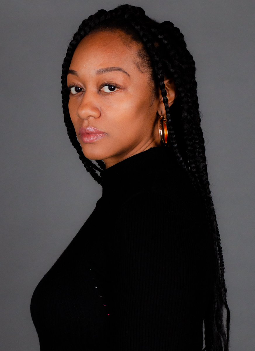 ToniTheActress's tweet photo. New theatrical head shots for serious theatrical roles that I receive. 📹🎥
 
#Newheadshot #SAGactor #SAG #SAGactress https://t.co/hdM6KNRVkt