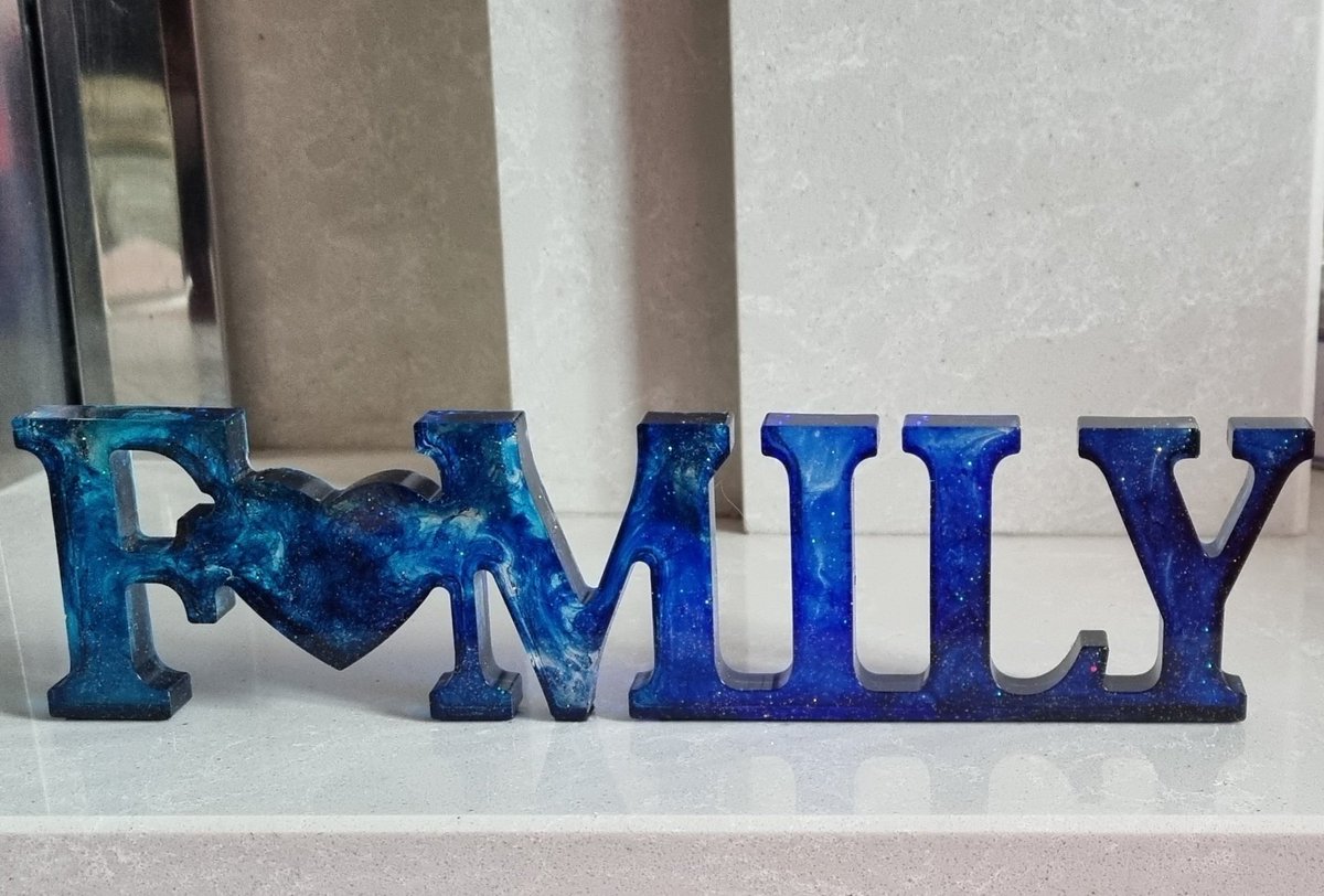GothYork's tweet photo. @TheoPaphitis I love trying new designs and am really pleased with my latest handmade Resin Signs.
Would give my business and me such a boost to win #SBS 🖤
#UniqueGifts #SmallBusiness https://t.co/1phFmjDdsT