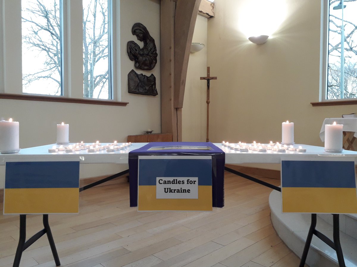 Rooz79's tweet photo. Candles lit for the people of Ukraine at our Masses this weekend on Skye. #lightoverdarkness https://t.co/KOafvh3mhH