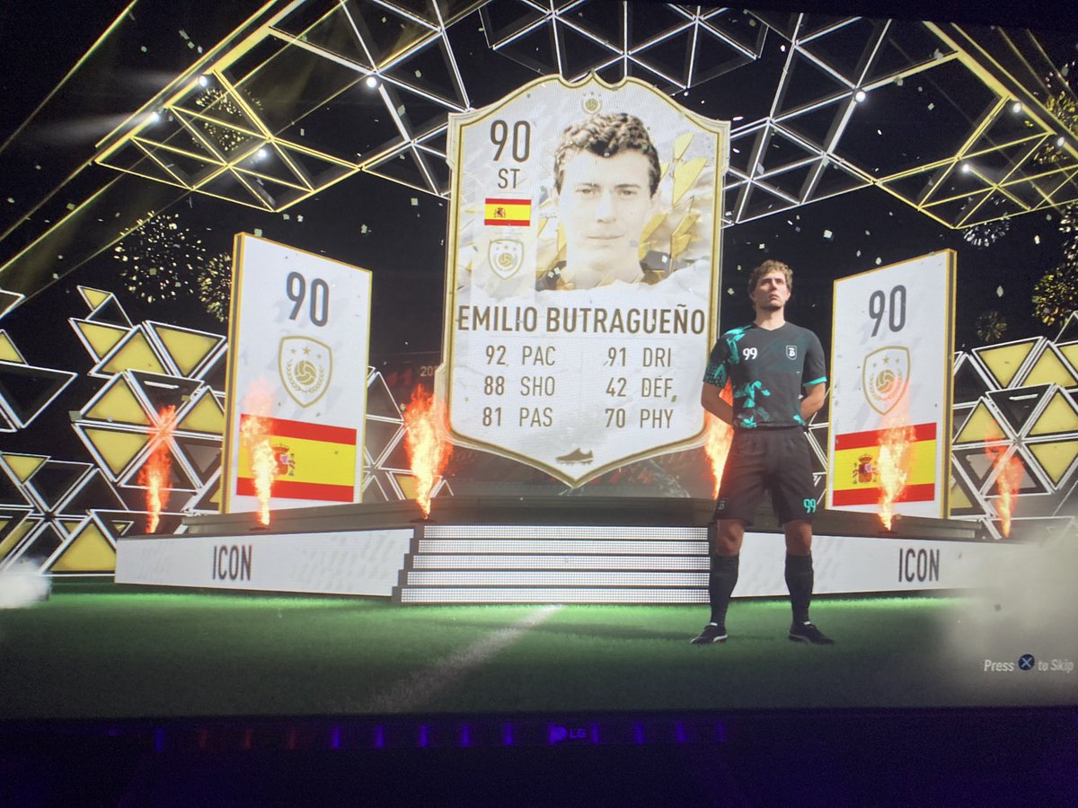 Skrufty2's tweet image. Free 50k pack lessgo
@HecticTKS @Castro1021 @the_pieface @DannyAaronsFUT @TEDDY127_