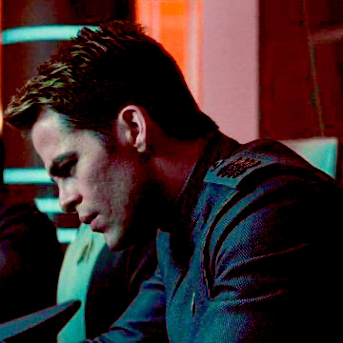 ECaptain1701's tweet photo. #SeductiveSunday
#REDKIRK —
Hard at Work.. https://t.co/zsyaFT7MST