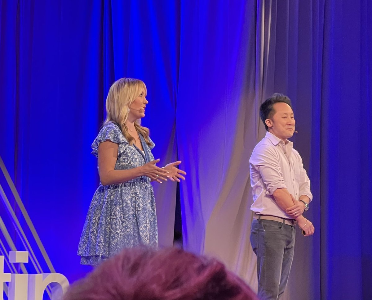 RoxyKK30's tweet photo. Never underestimate the power of teamwork and perseverance. The group of @TEDxUTAustin students spent months working together put on a great show. There were so many incredible speakers, but I absolutely loved the story of Tiffany and Leon Chen creators of @tiffstreats. https://t.co/FPOGmCc9wl