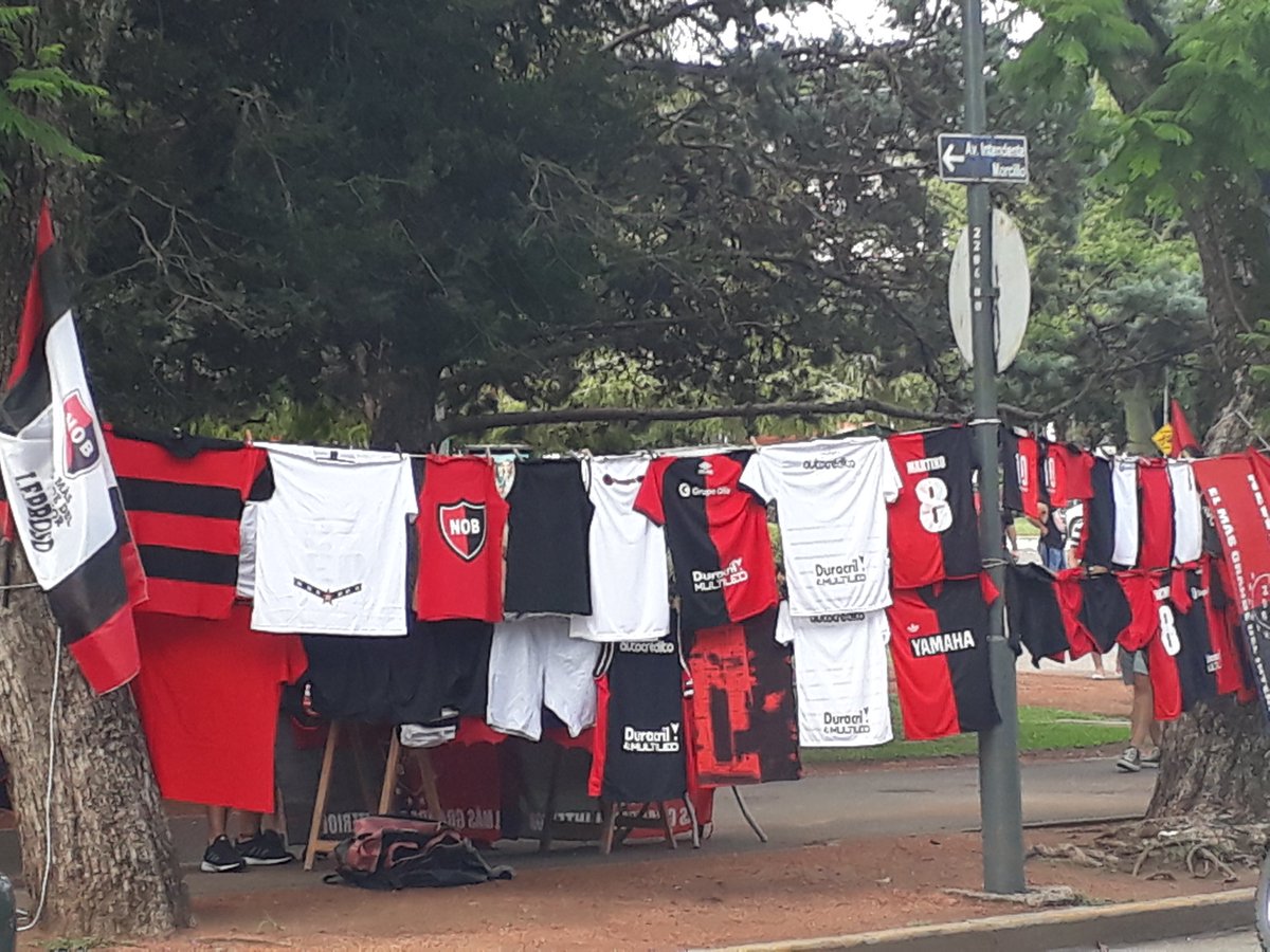 El Parque respira fútbol.
