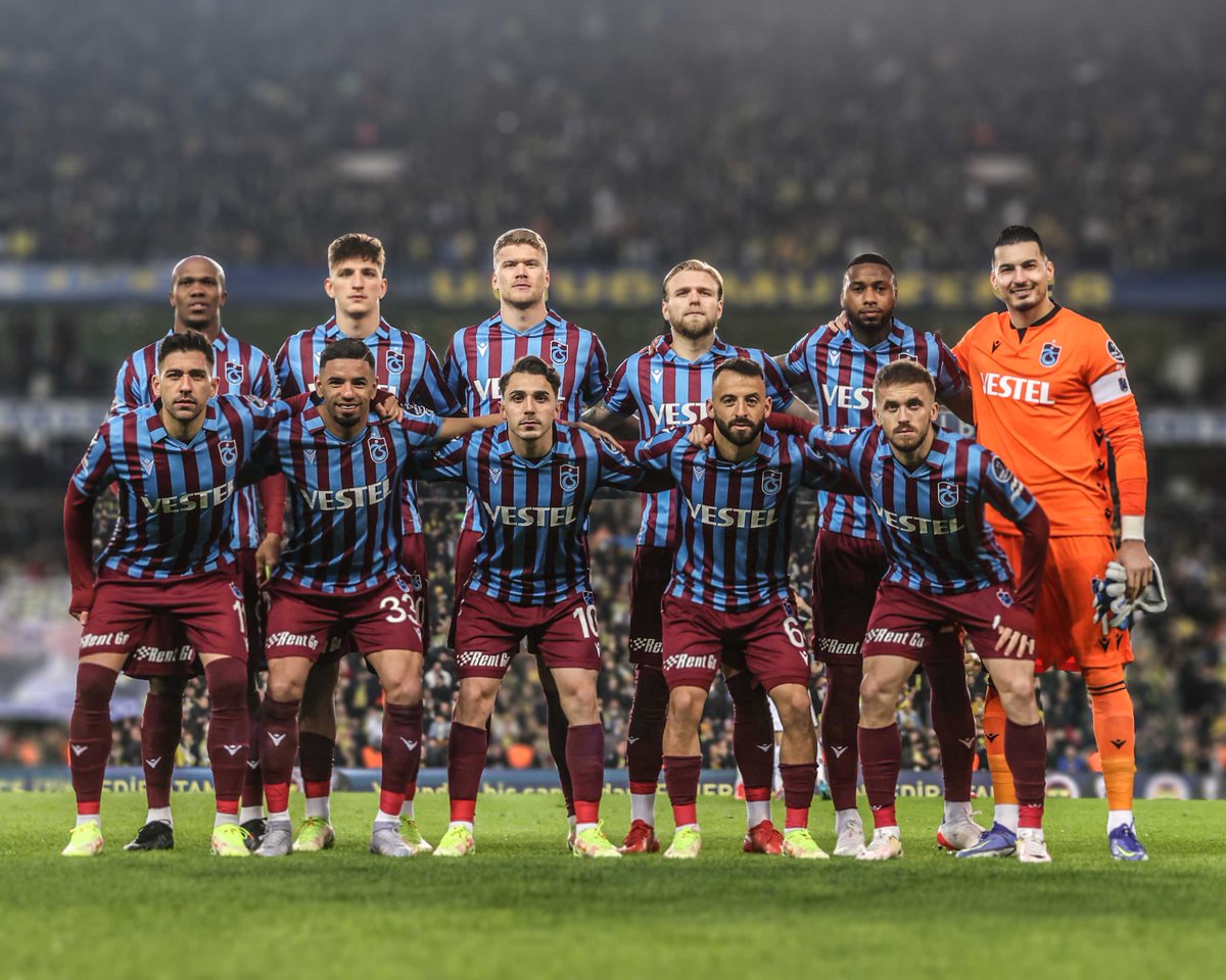 Trabzonspor's tweet photo. Yol belli, yolculuğun sonu belli! #L1DER https://t.co/kwmtdKj30N