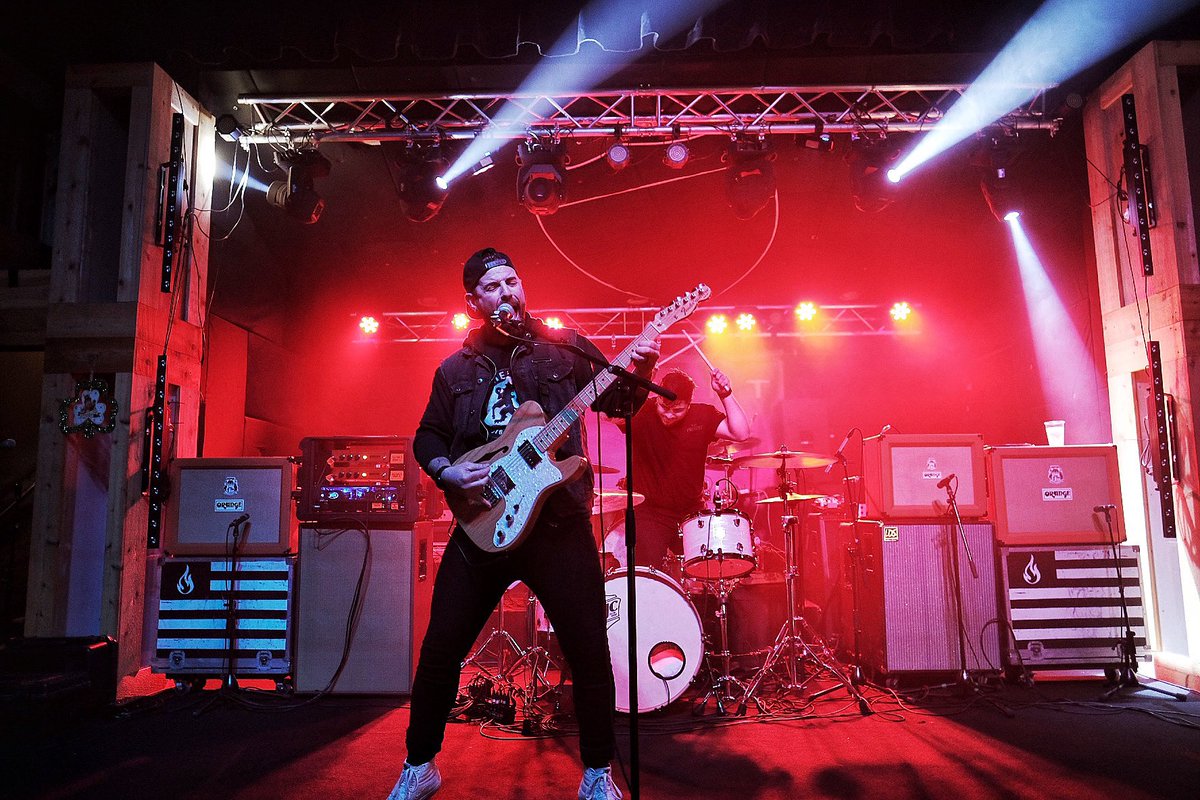 Wisconsin! Thank you for last night. Was great to see some old friends and play this set one more time before we hit the studio 🤘 • 📷: Brad Nelson