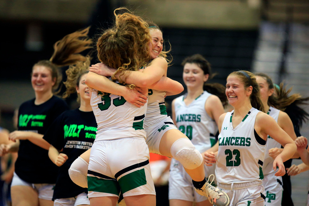 hsjrphoto's tweet photo. .@LPGbball  60, @DepewBasketball 57 Lew Port wins the @Section6GirlsBB Class B1 Championship https://t.co/dJGgcXfHWE