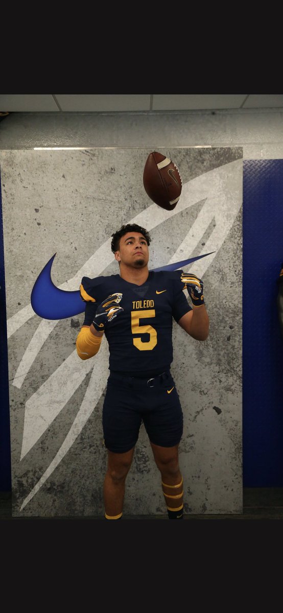 EricxjWilliams's tweet photo. Had a great time Thursday in Toledo❕🚀 Thanks for having me @CoachRossWatson   @CoachCParker  @coachhallett  @scott_nfl https://t.co/36zIcT4KJT