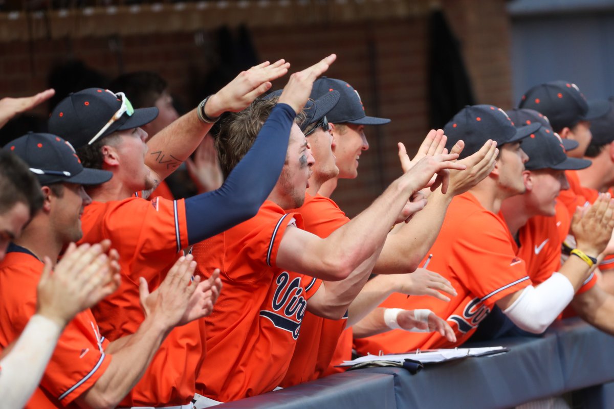 UVABaseball's tweet photo. art                                                  the artist https://t.co/6sqiRcENEW
