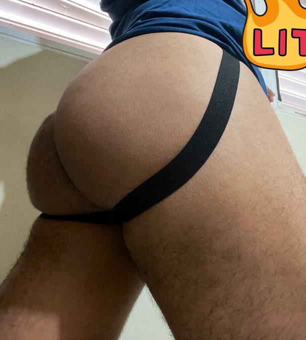 Como me queda? How it looks? #gay #jockstrap #bigass #juicyass #culon #nalgon #bubbleass #Mexico #Cancun