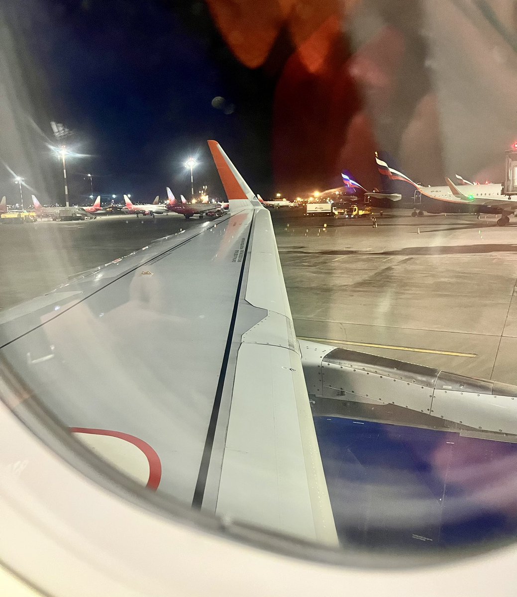 frostrange's tweet image. Because in my maturity, I’ve come to the evolutionary opinion that I need a new beginning in my career. It won’t be easy to say goodbye even under the most adverse ciscumstances. 

But that is something I have to do on my own..

#LWDII #StillSperry #2school for  #GeosteeringSoon