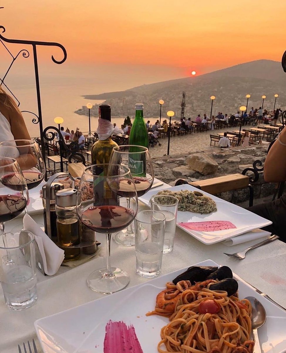 dine with this view.