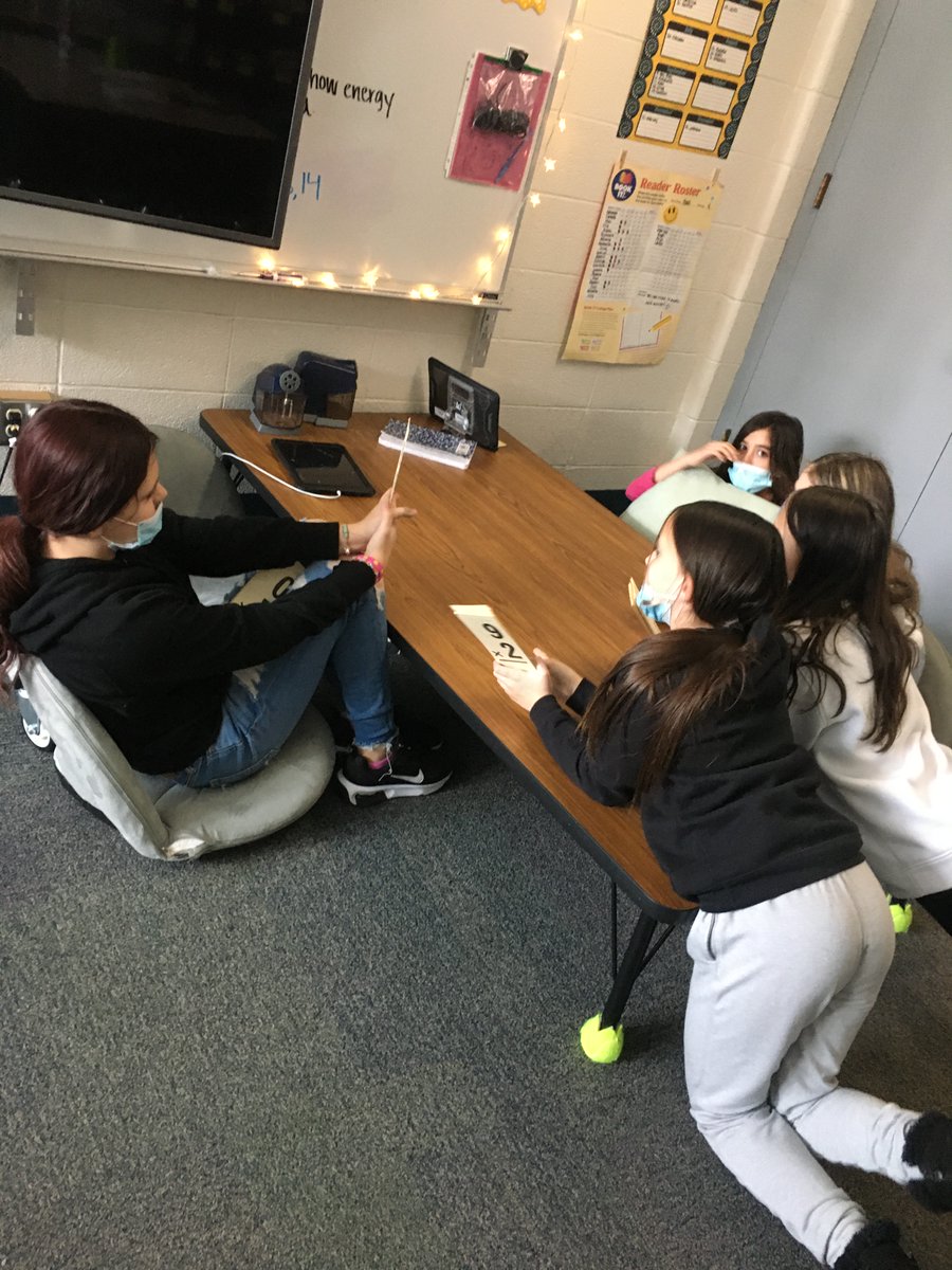 Ellen Peak tweet media