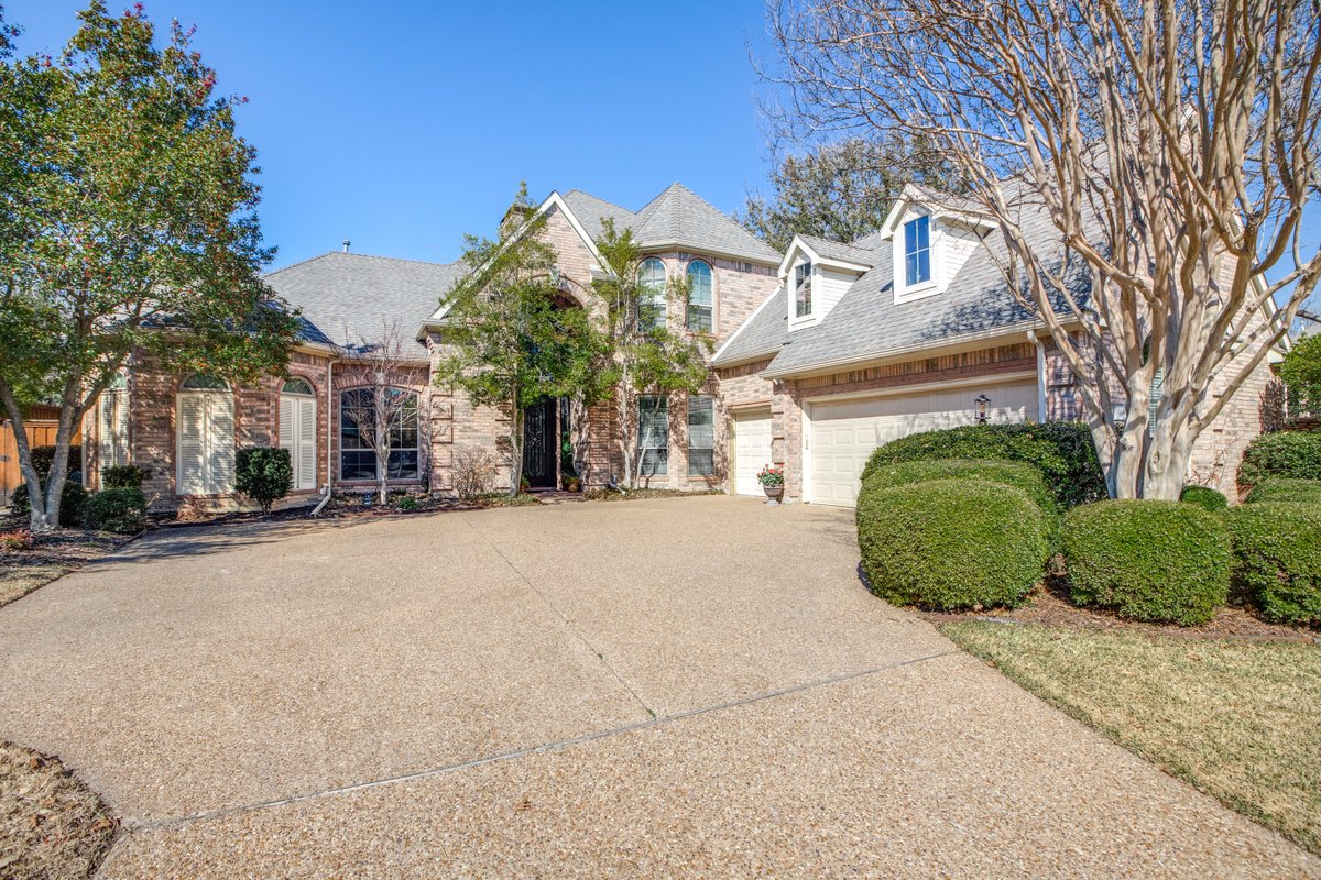 KyleSearles's tweet photo. 🚨🚨COMING SOON🚨🚨

Located in #StonebridgeRanch area of #McKinneyTX 🙂 

➡️ 5 Bedrooms
➡️ 4 Bathrooms
➡️ 4,053sqft
➡️ Currently offered for $850,000

Matterport 3D Walkthrough -https://t.co/LkzGBDogt3

#Compass #DFWrealestate #CompassComingSoon https://t.co/Hqag4I145D