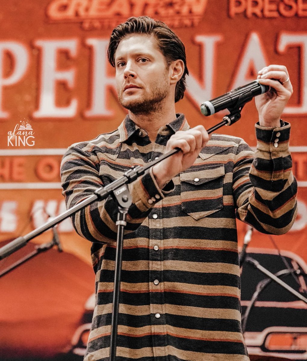 SoldierTheBoys's tweet photo. jensen ackles at #spnlv #spnvegas https://t.co/IgmAucyT5Q