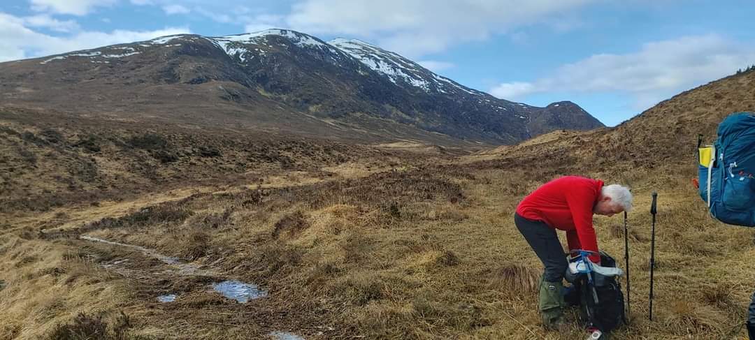 StonehavenSMHC's tweet photo. Great day on Ben Tee,near Invergarry. 904m. It was Sandy Reids last Corbett so a great celebration on a perfect day on Saturday. No wind, nice patches of snow and not even cold on top. Great meal provided by him at night and a few drams! #corbett #bentee #hillwalker #scotland https://t.co/BoGu4ytHqm
