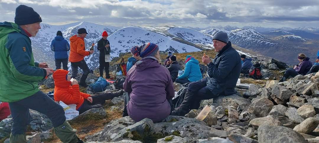 StonehavenSMHC's tweet photo. Great day on Ben Tee,near Invergarry. 904m. It was Sandy Reids last Corbett so a great celebration on a perfect day on Saturday. No wind, nice patches of snow and not even cold on top. Great meal provided by him at night and a few drams! #corbett #bentee #hillwalker #scotland https://t.co/BoGu4ytHqm