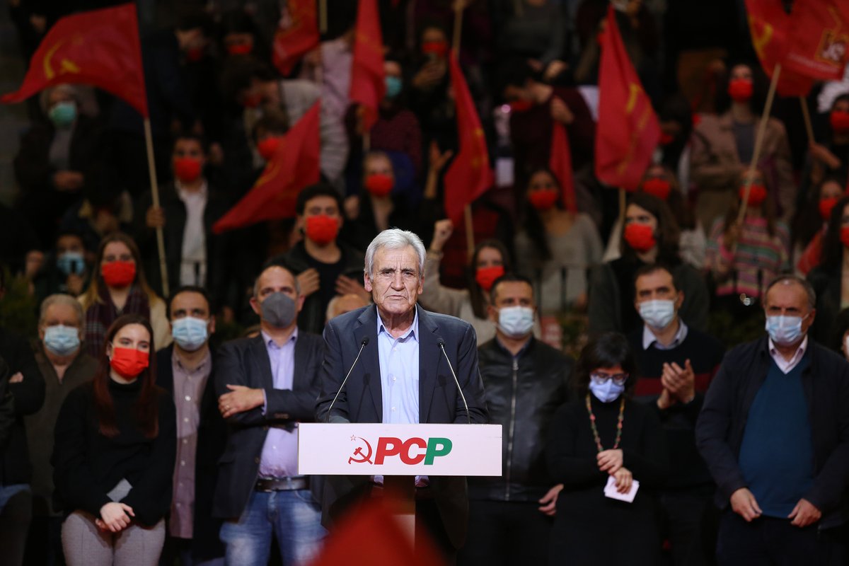 pcp_pt's tweet photo. Foram muitos os momentos emocionantes que se viveram esta tarde no Campo Pequeno. A demonstração de força e confiança deste comício, deu a todos os que estiveram presentes mais determinação e coragem para continuar a luta por um mundo mais justo e solidário. https://t.co/OS3AtLXewn