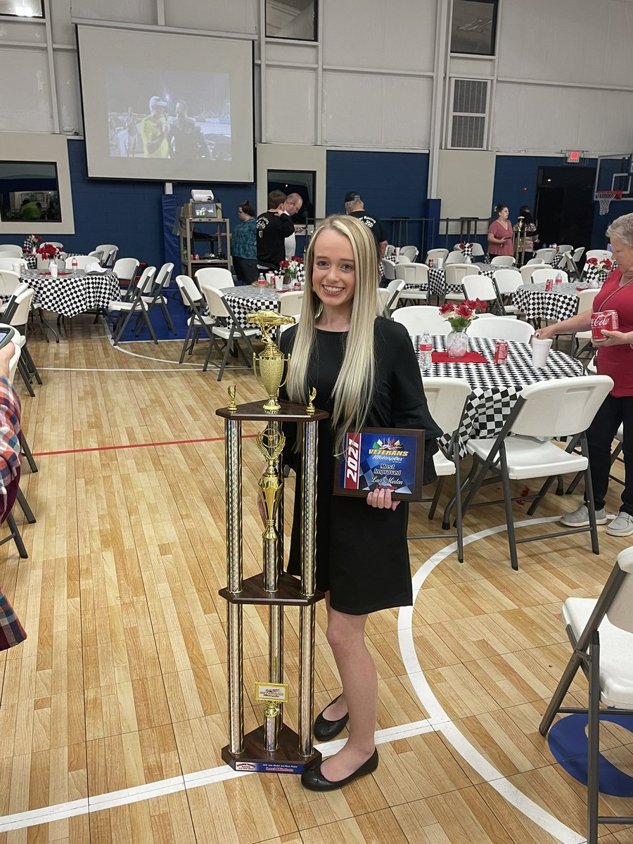 Raceylaci's tweet photo. Had a good time at Highland Rim Speedway banquet last night ended up with 3rd in points and most improved driver! @leeminton10 got crew chief of the year! So thankful for my crew and can’t wait to get this year started with @LiquiMolyUSA! #raceylaci #66in22 #raceylaci https://t.co/5JE7ePnY6M
