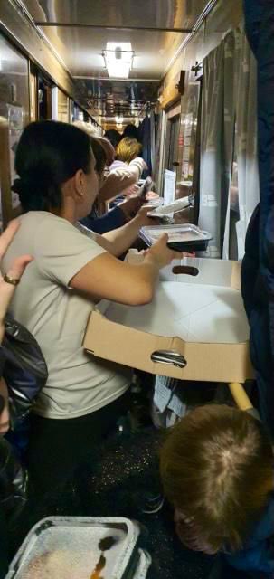 One of our <a href="/WCKitchen/">World Central Kitchen</a> partners heard a train was coming to Hrubieszów, Poland filled with Ukrainian refugees who had gone days without a hot meal. Working with the crisis center, we got meals on the train so they could eat before leaving! This is true WCK way! #ChefsForUkraine 🇺🇦