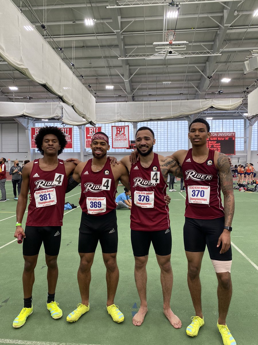RIDER RECORD! ALL EAST!

The Men’s 4x400m of <a href="/jamisongreen823/">jtheone</a>, Jerome Boyer, Artie Burgess and Sekai Lyken break the school record and finish 3rd with a time of 3:12.88!

<a href="/RIDERATHLETICS/">Rider Athletics</a>