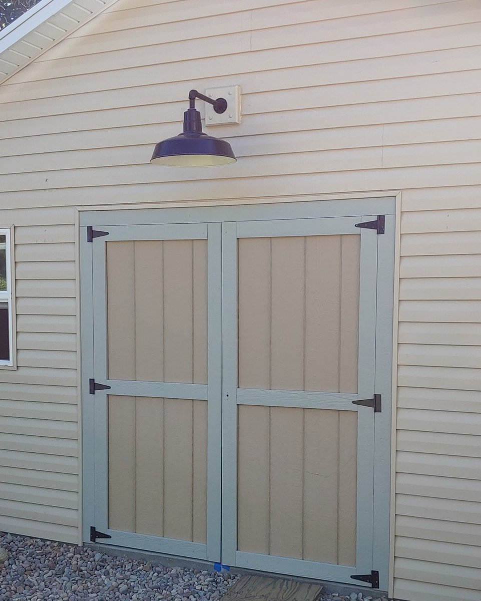 CNThings_'s tweet photo. Finally painted the shop doors

#doors #barndoors #woodshop #building #builder #construction https://t.co/RR92G7GPqJ