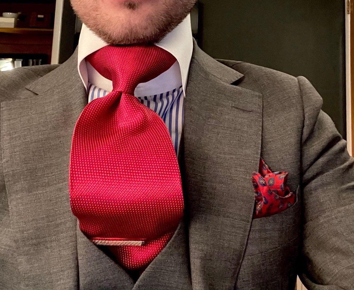 Suited Slave tweet media