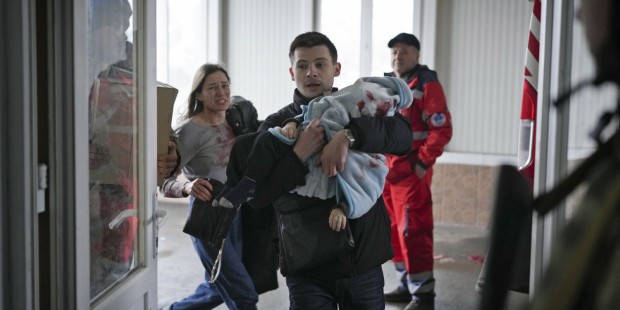 CatholicShareC's tweet photo. Doctors fought for the life of baby Cyril: A shocking photo report from Mariupol https://t.co/qnRhqKx6b4 #News #Family #Ukraine https://t.co/Kgzh4nRqQT